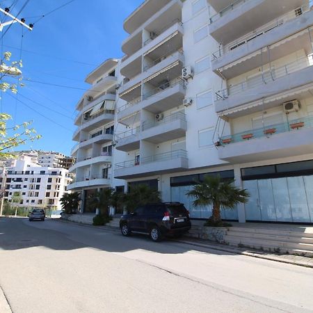 Eduart Apartments 2 Sarandë Eksteriør bilde