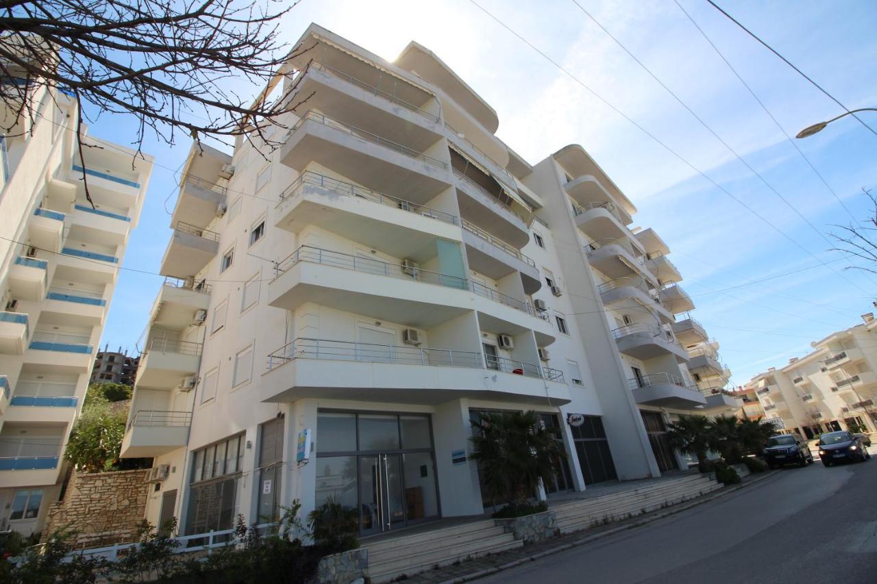 Eduart Apartments 2 Sarandë Eksteriør bilde