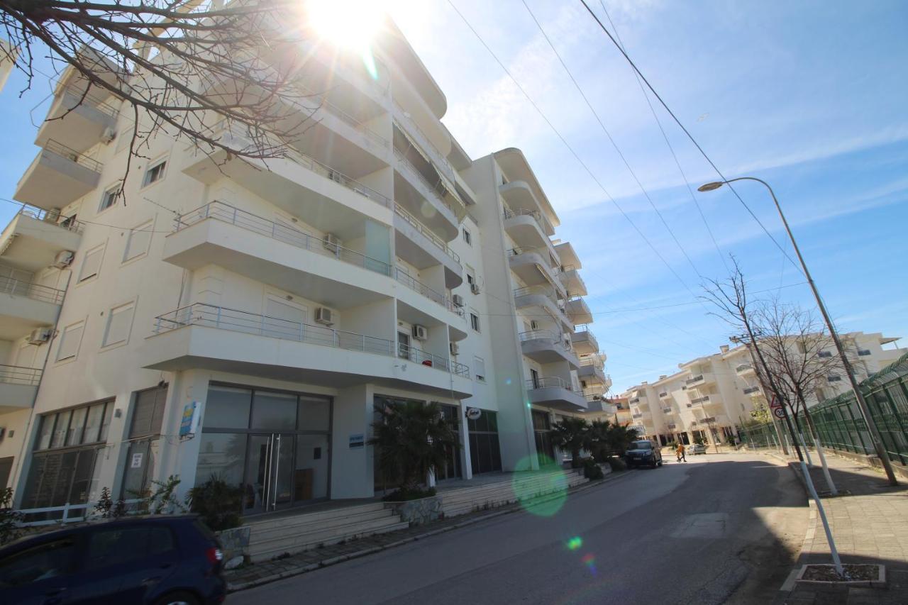 Eduart Apartments 2 Sarandë Eksteriør bilde